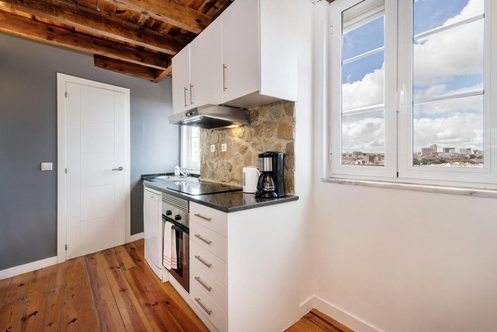 Appartamento Guestready - Fantastic Rustic Duplex With Terrace Lisbona Esterno foto