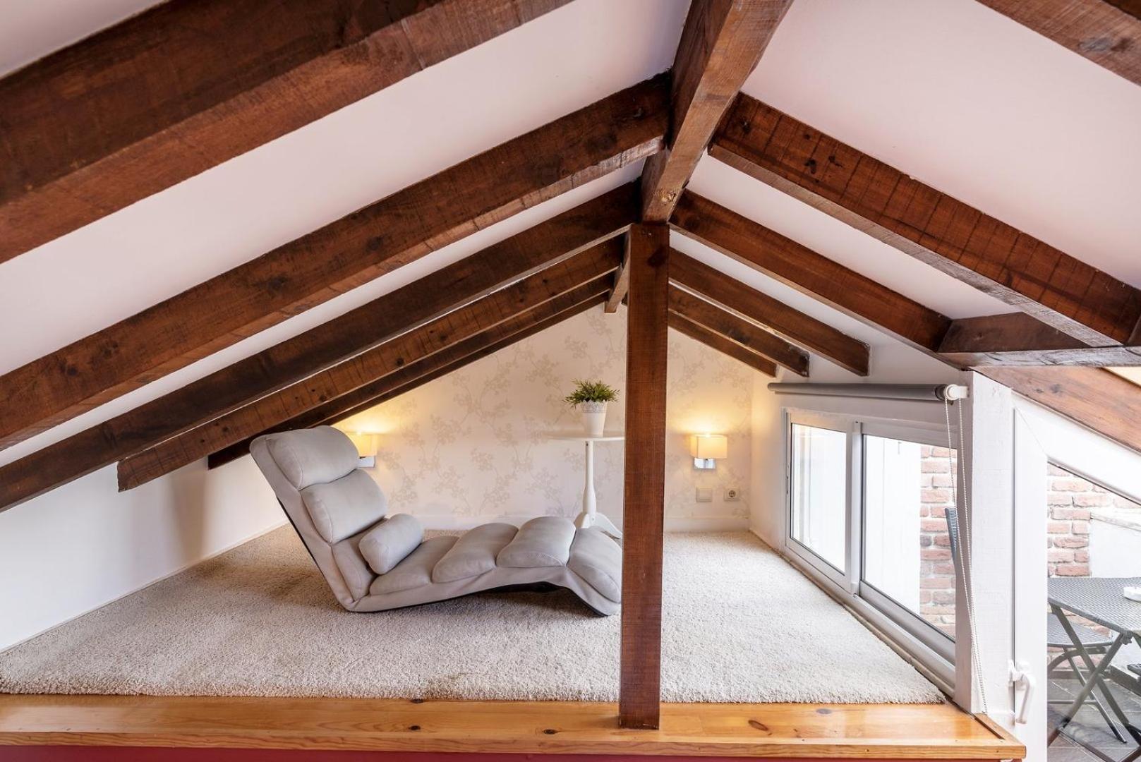 Appartamento Guestready - Fantastic Rustic Duplex With Terrace Lisbona Esterno foto