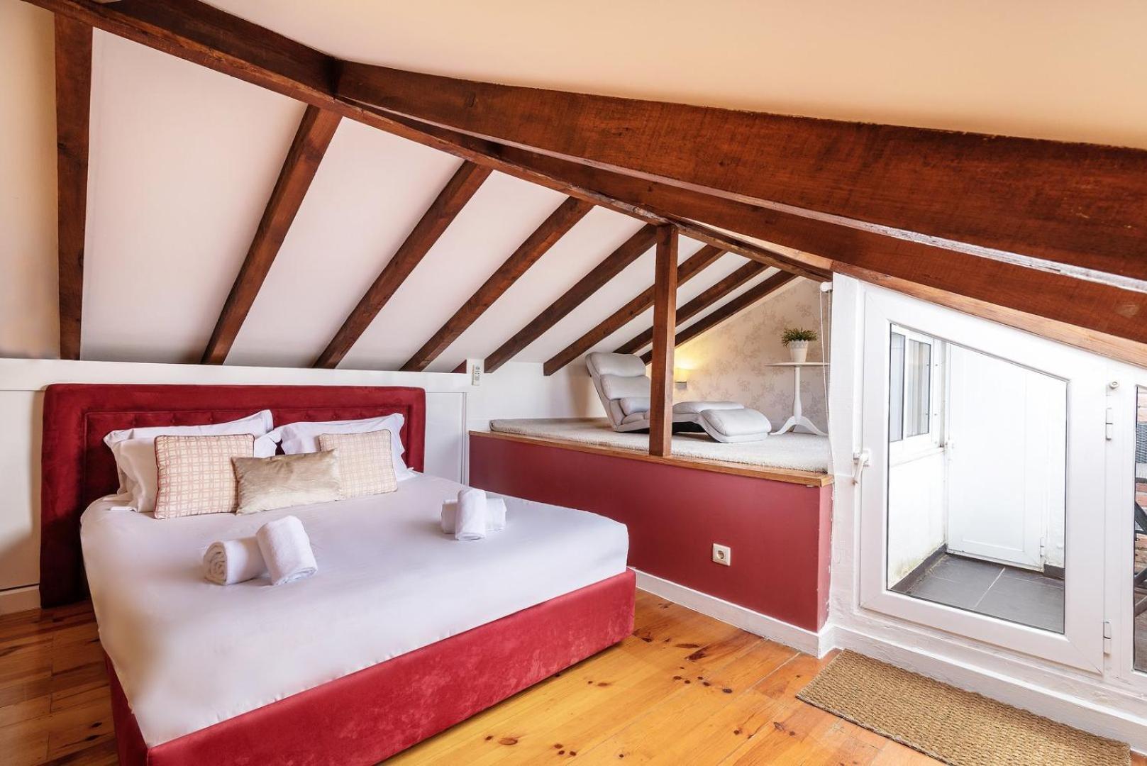 Appartamento Guestready - Fantastic Rustic Duplex With Terrace Lisbona Esterno foto